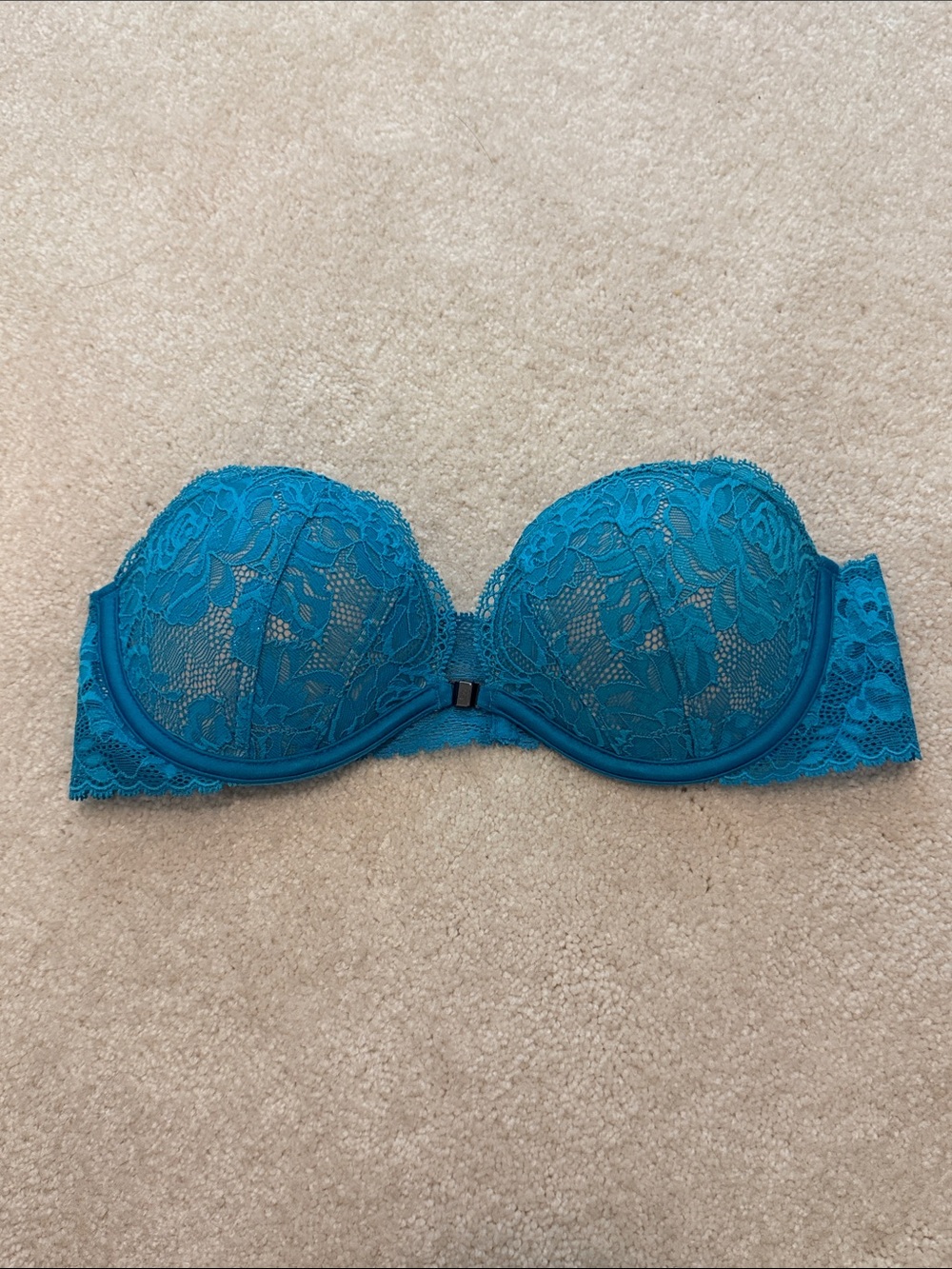 Victoria's Secret Teal Lace Strapless Push-Up Bra - 32B
